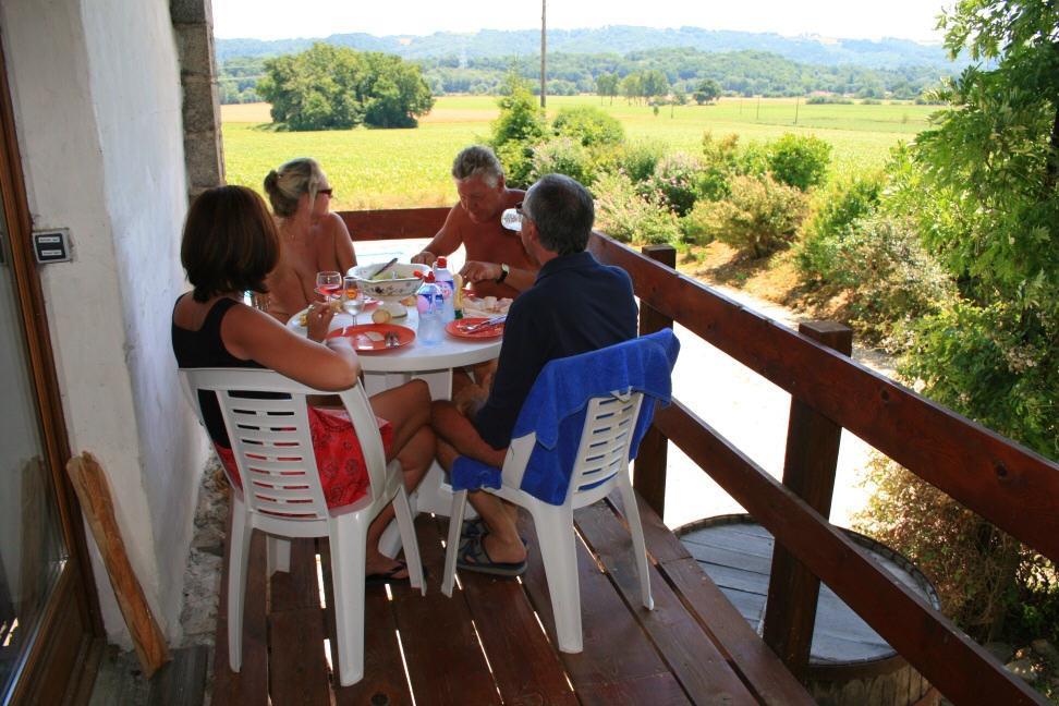 Naturist Hotel Peyraille Libaros Exterior foto